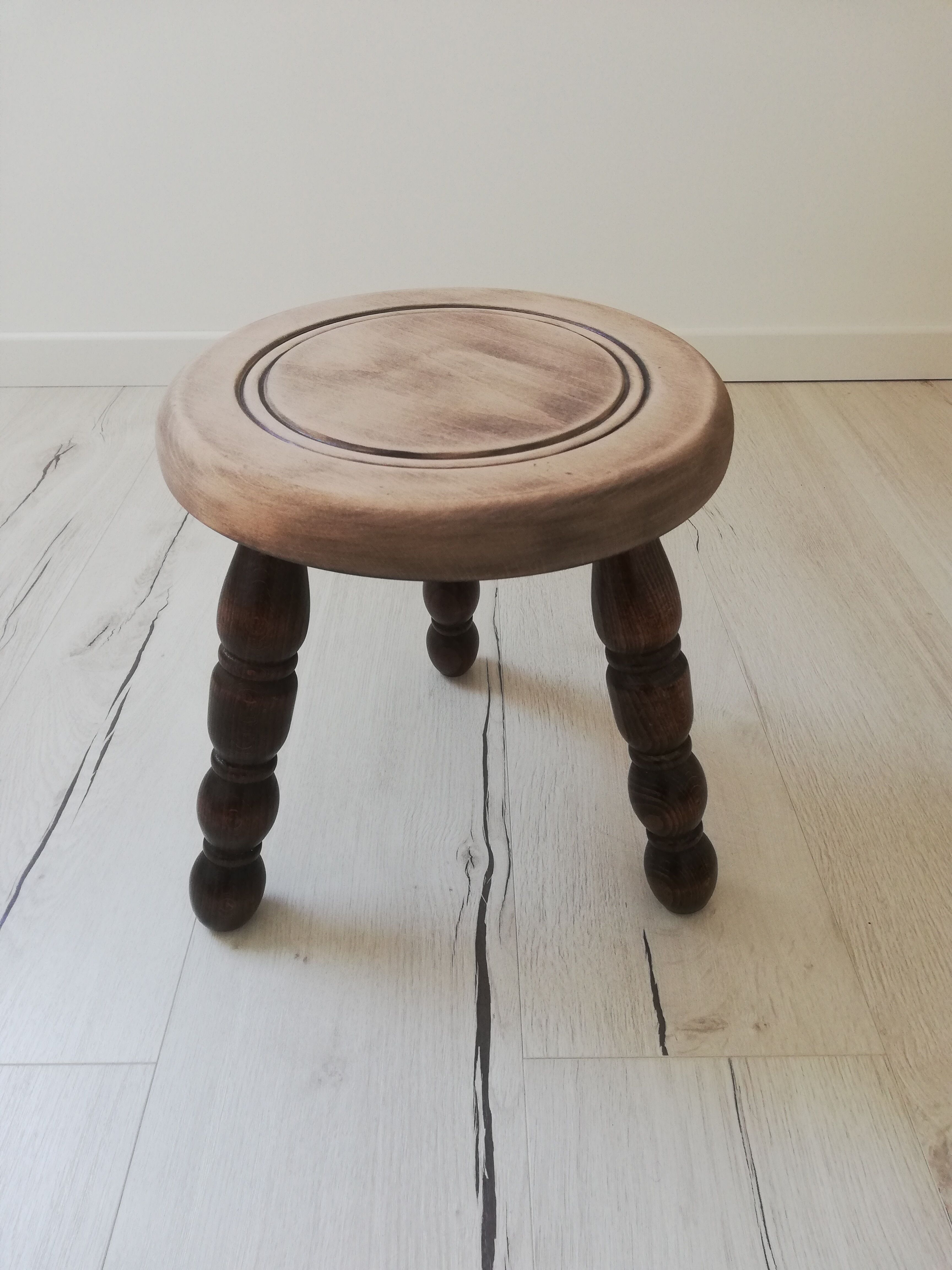 Vintage tripod stool