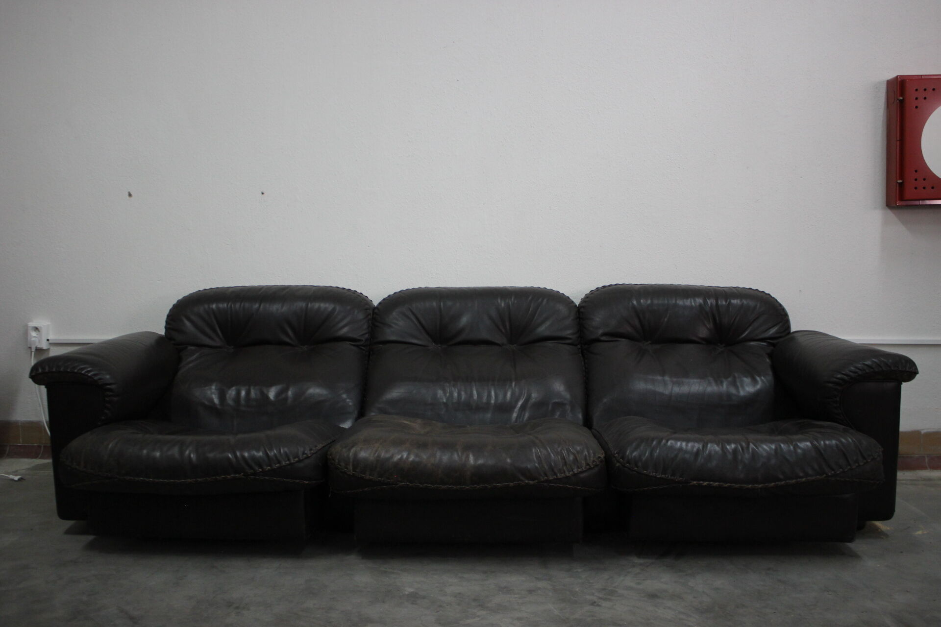 1970s  De Sede Adjustable Brown Leather 3-Seater Sofa  DS-110 James Bond