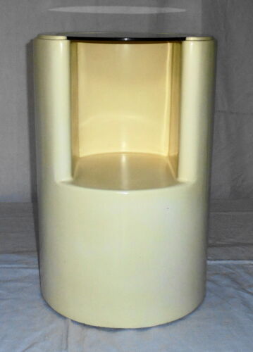 Table de chevet cylindrique en fibre de verre des années 60