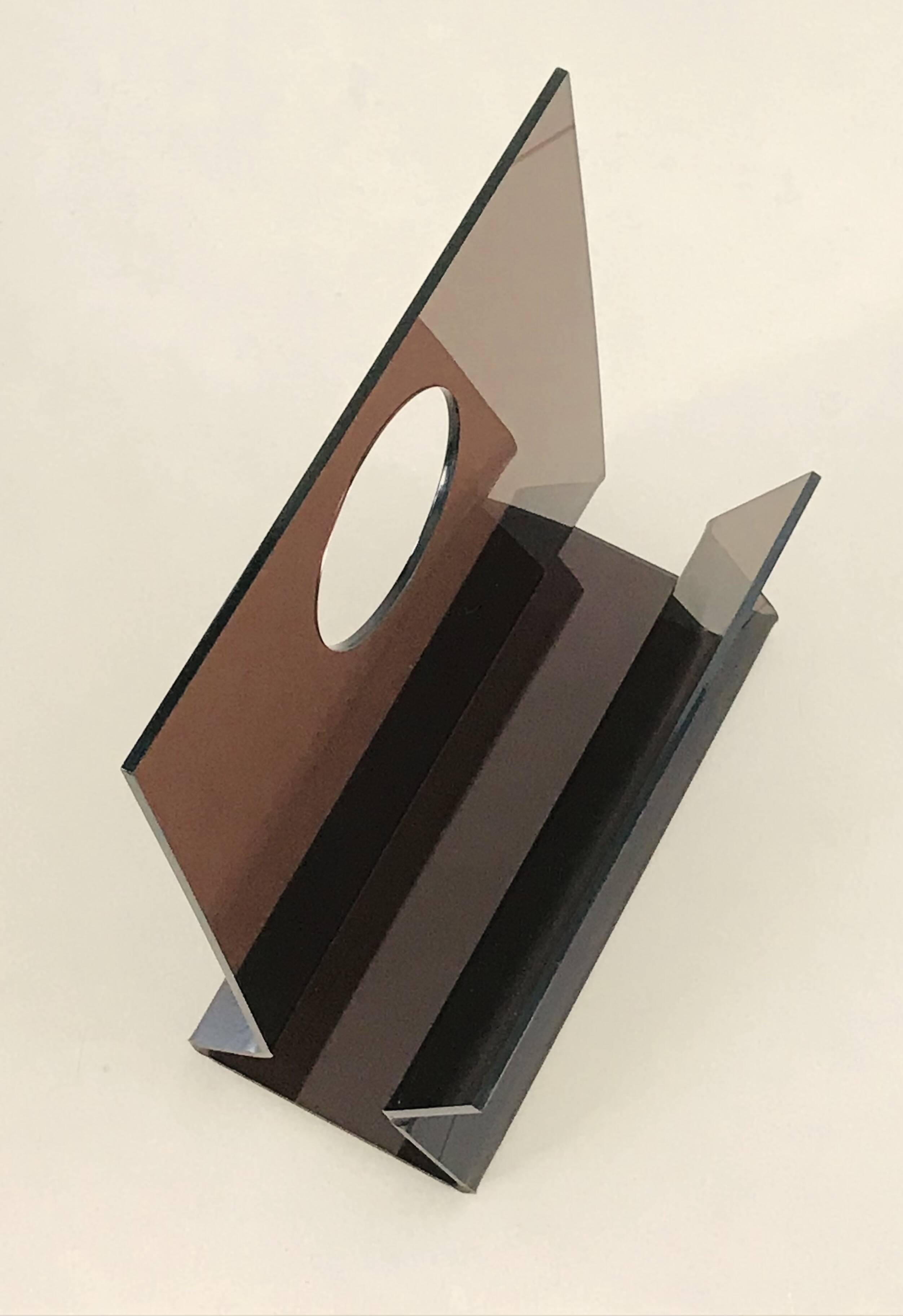 Altuglas magazine rack by Michel Dumas, France, 1970s