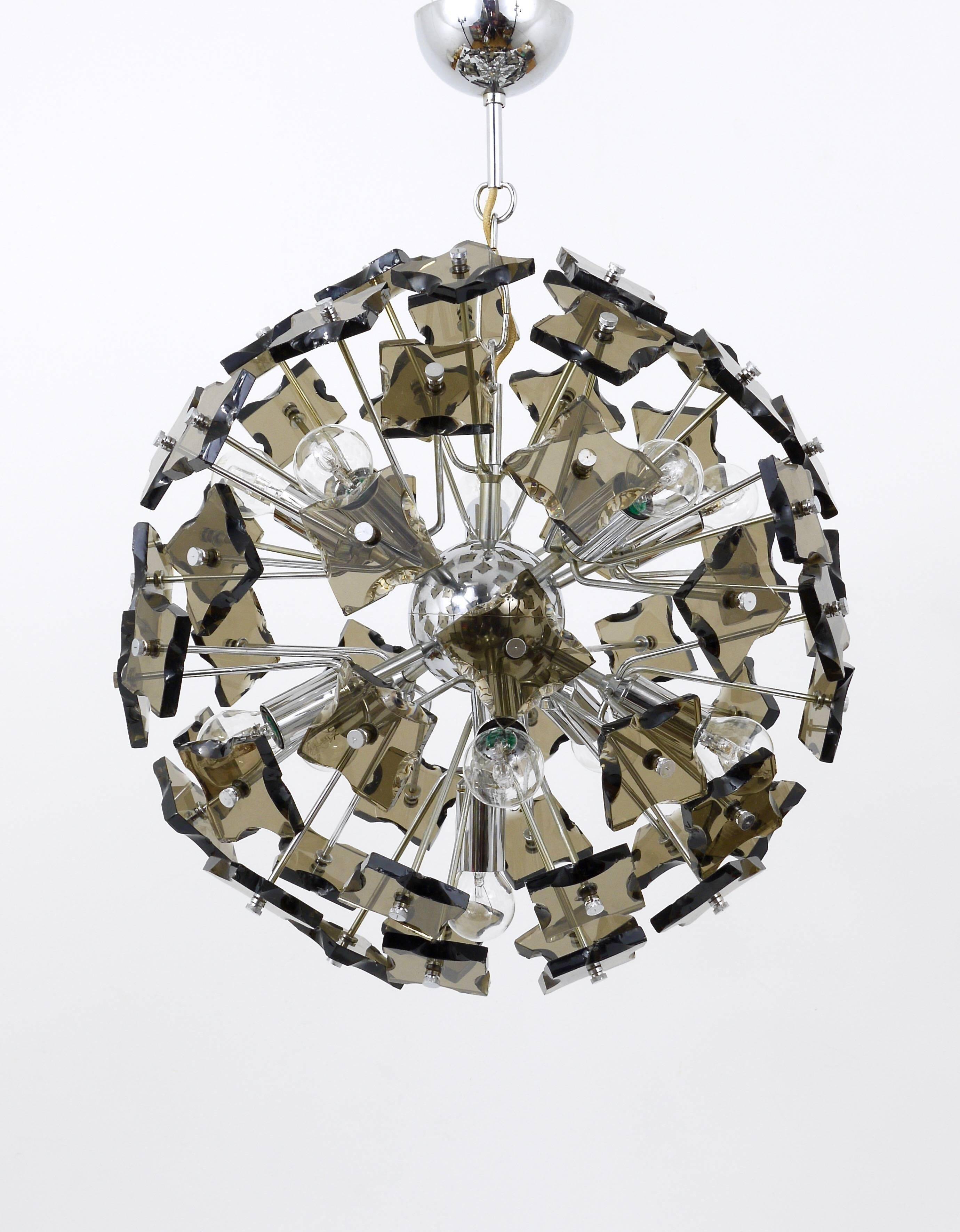 Cut glass Sputnik chandelier Fontana Arte Mid-20th century