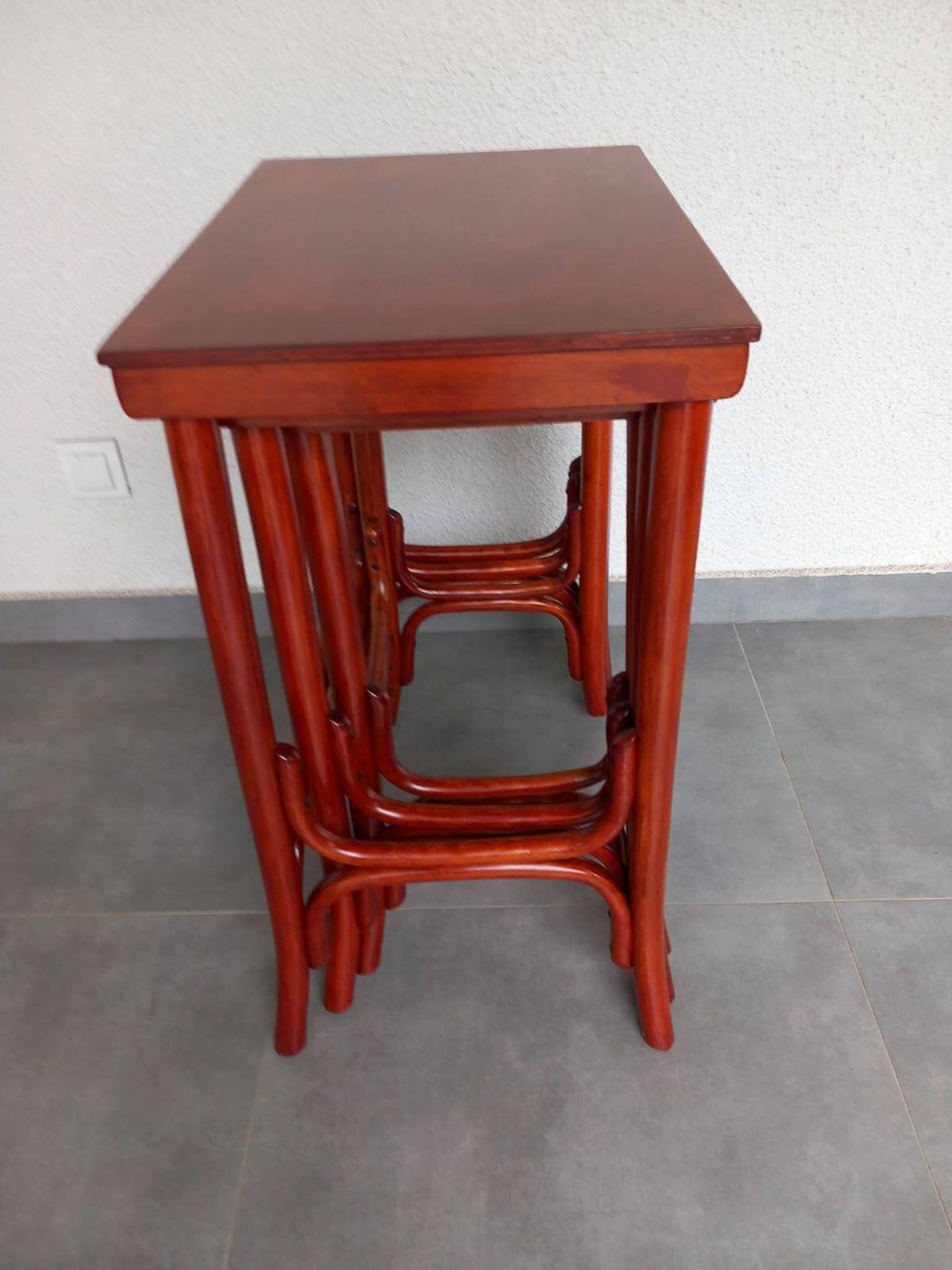 Ensemble de trois tables Pologne Cracovie années 1930