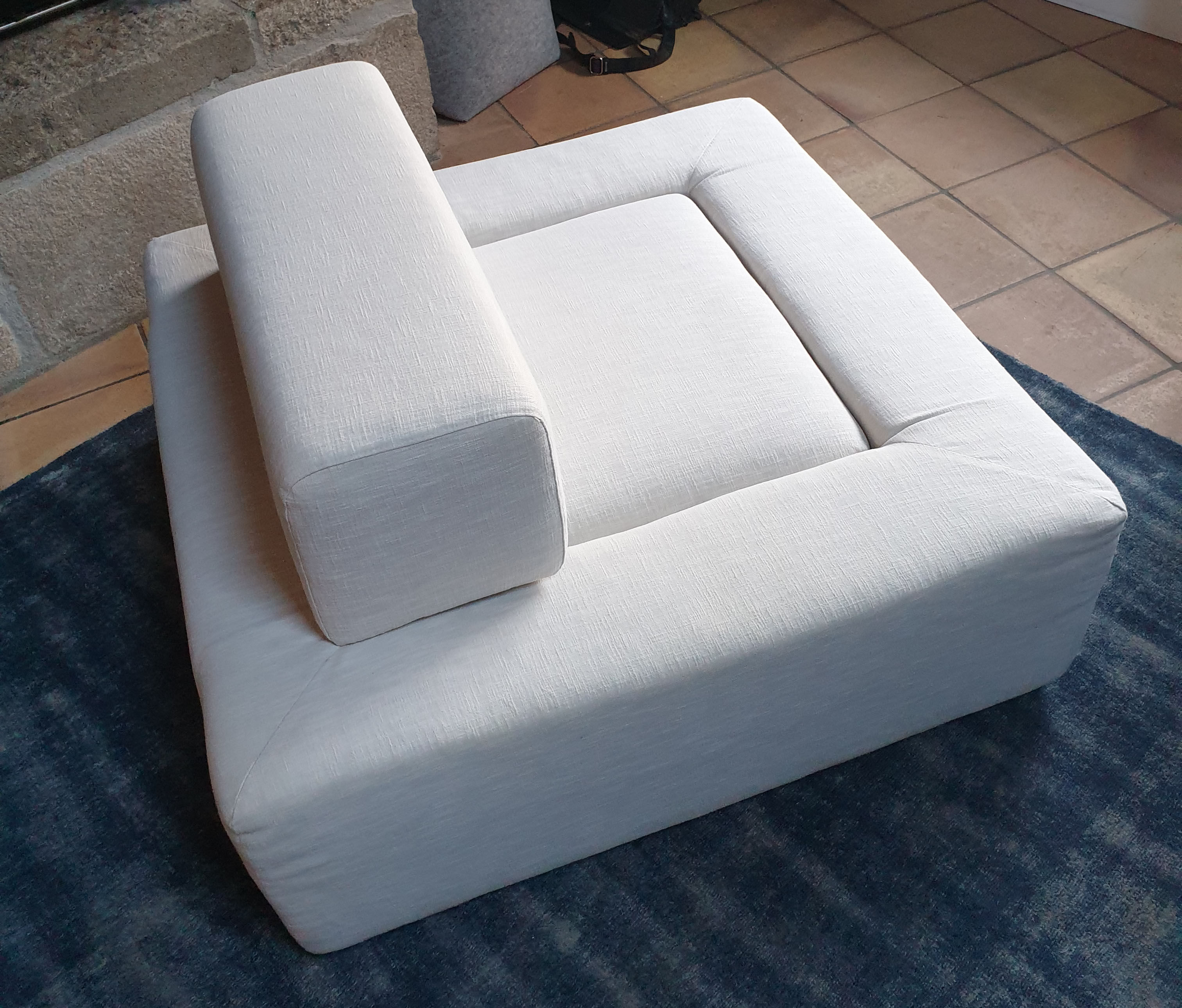 Cubic chair by "Sits"