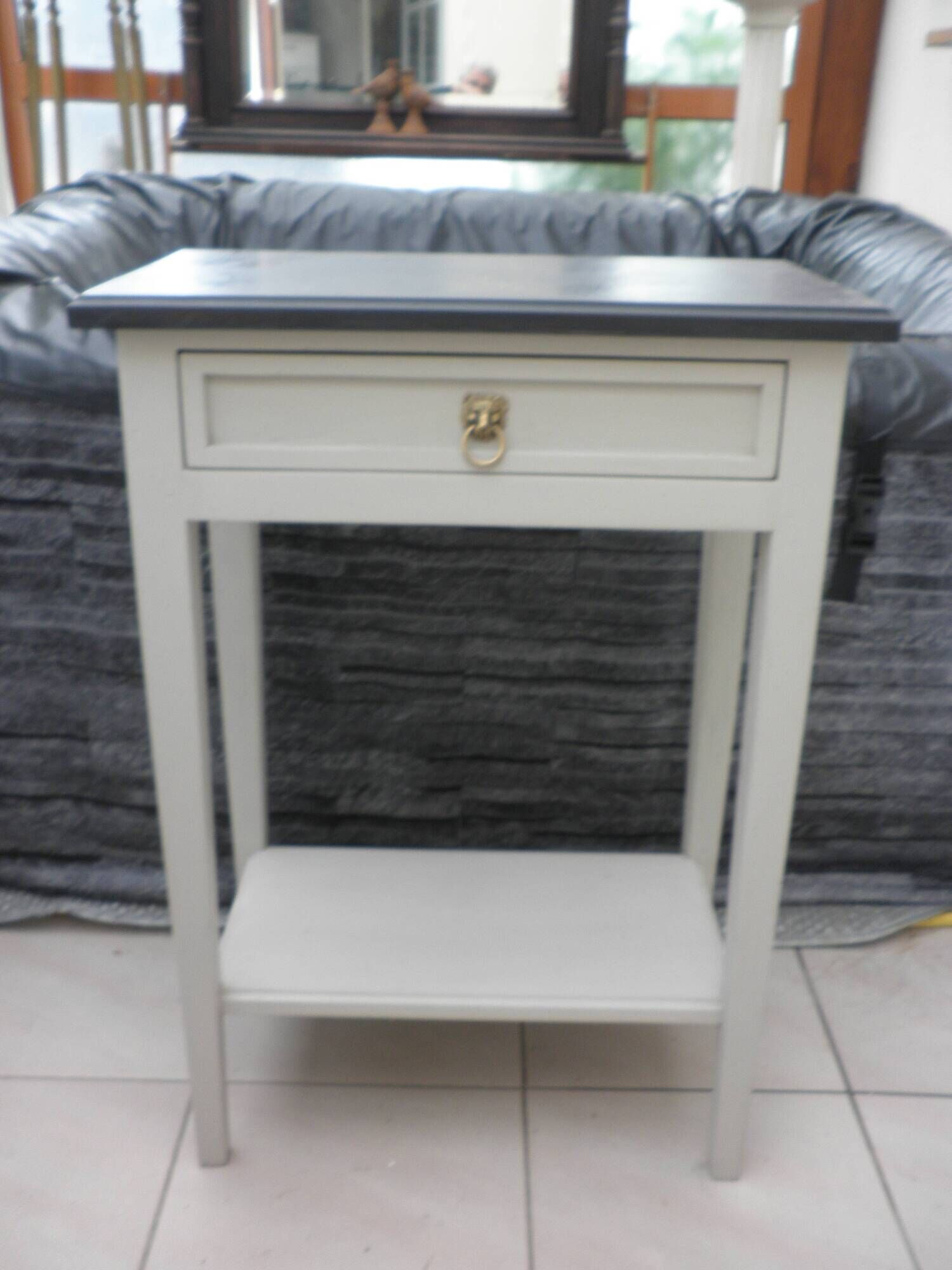 Table d'appoint en bois peint