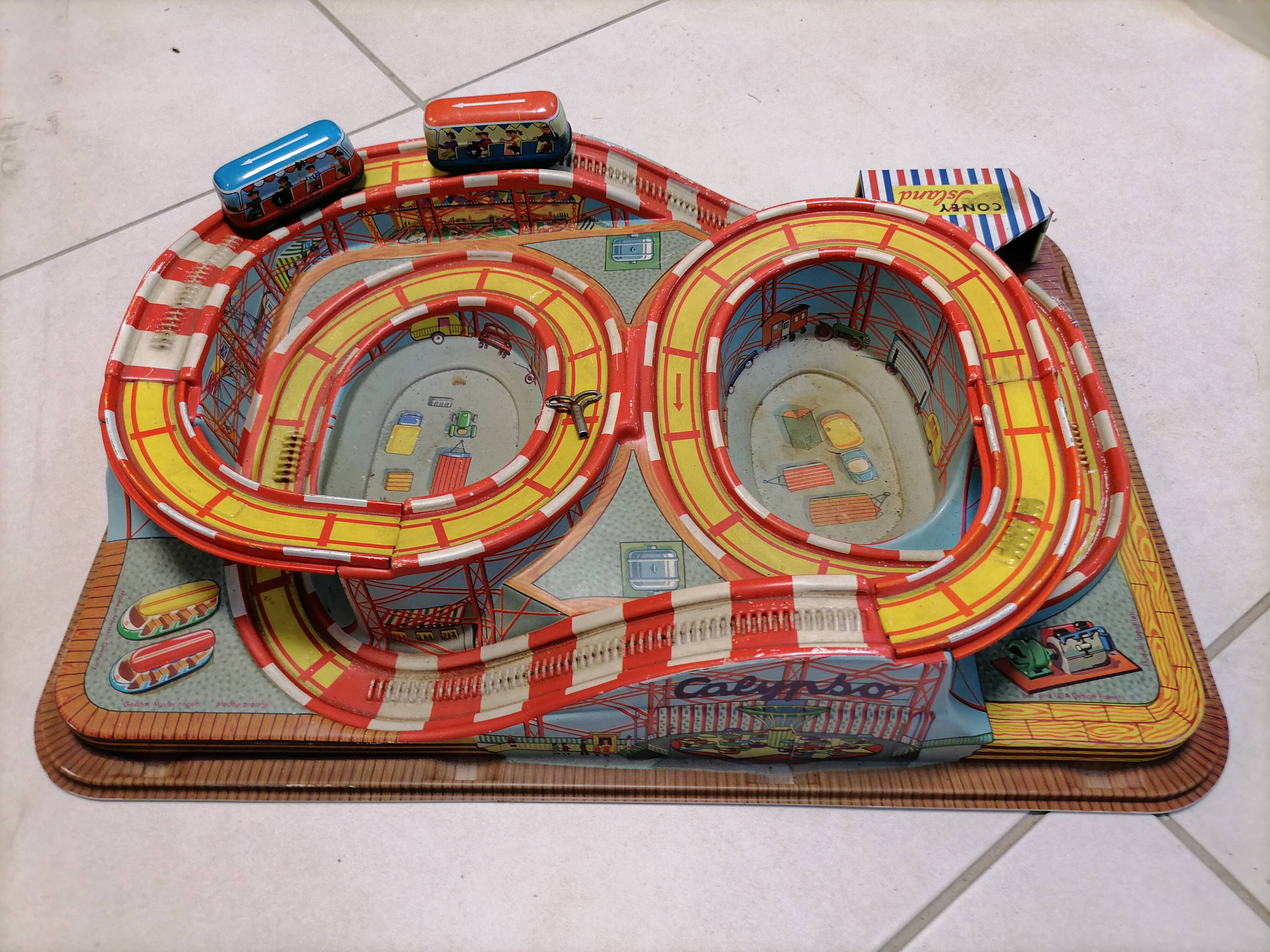 Vintage toy circuit