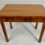 Biedermeier desk in 19th century cherry veneer