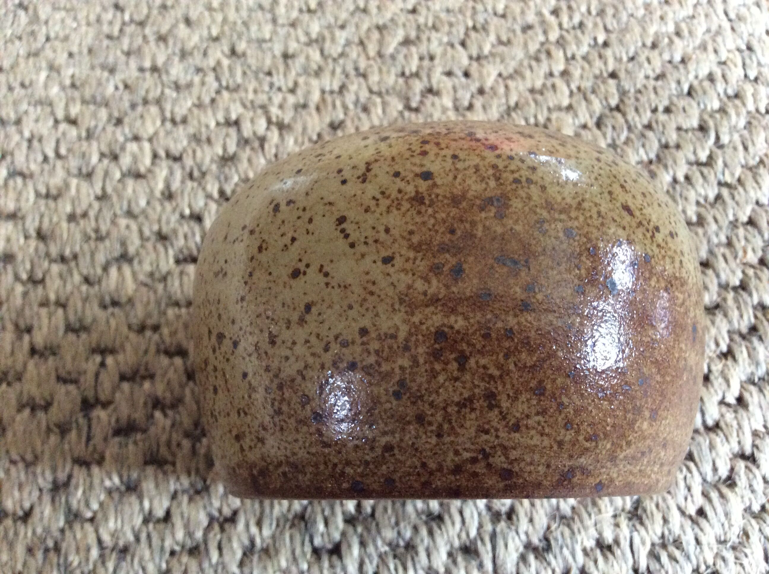 Pique fleurs en grès