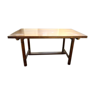 Table rectangulaire en bois exotique