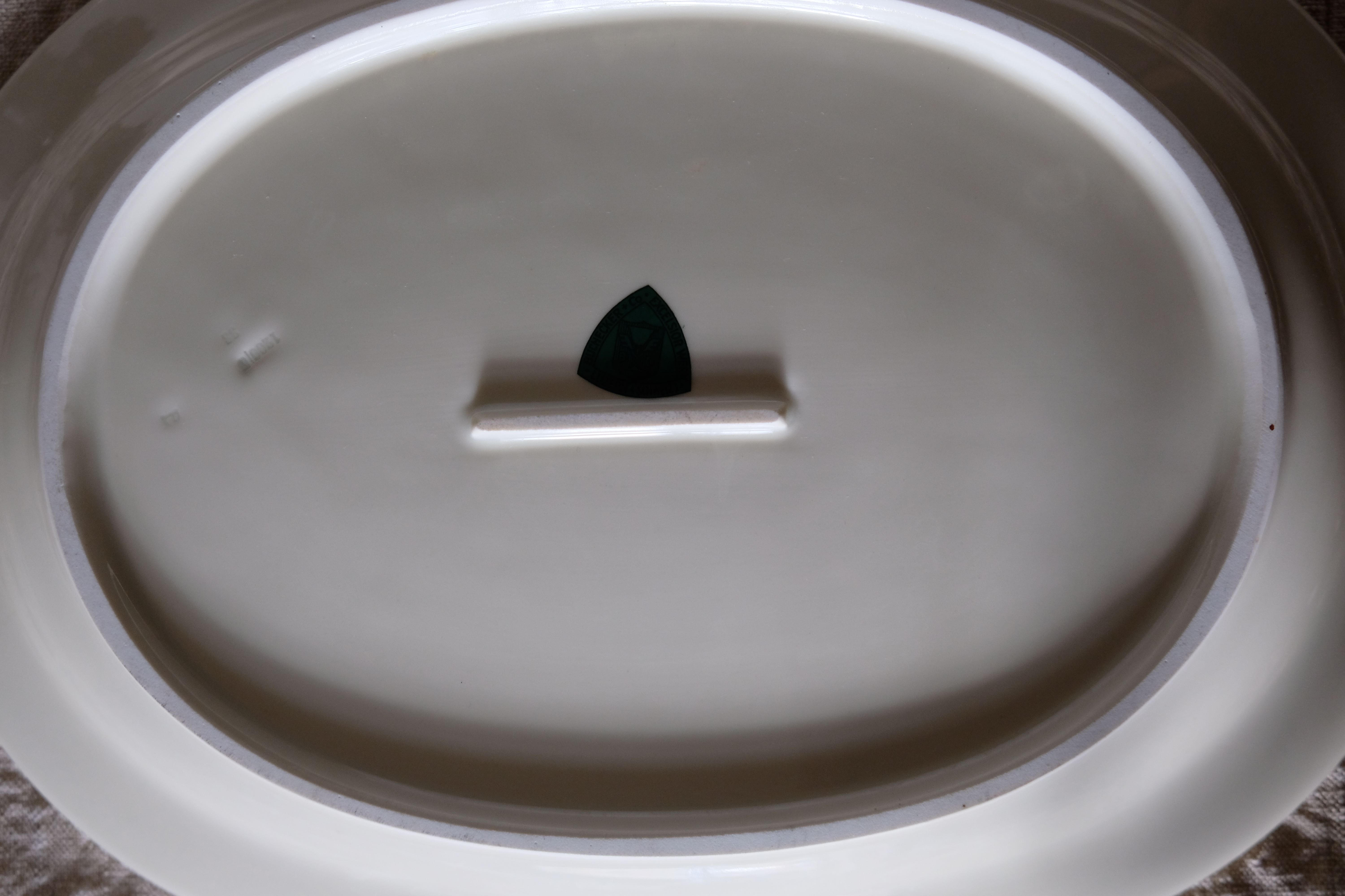 Service dish of the hotel "Grand Hotel Nationale" Lucerne Switzerland of the Buchecker & C manufacture