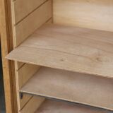 Classeur à rideau dans sa patine blonde d'origine