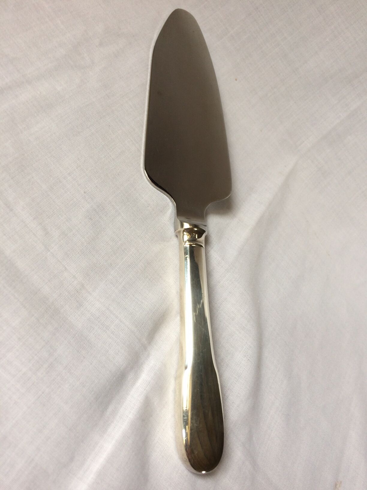 Christofle silver metal cutting pie shovel