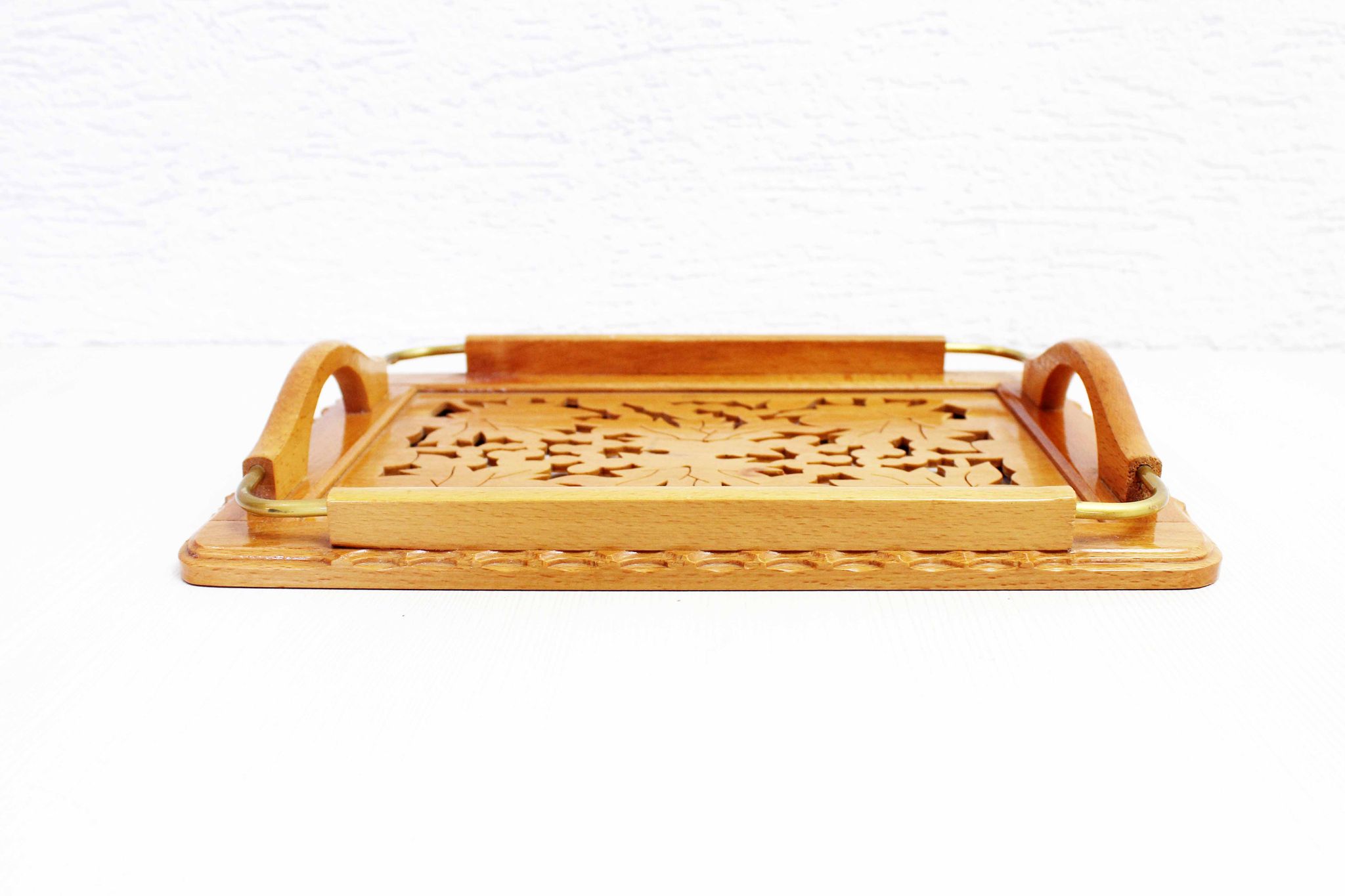 Plateau vintage en bois