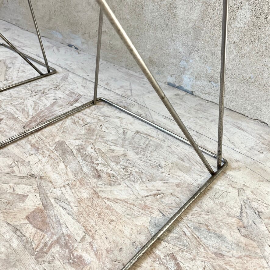 Chromed metal trestles