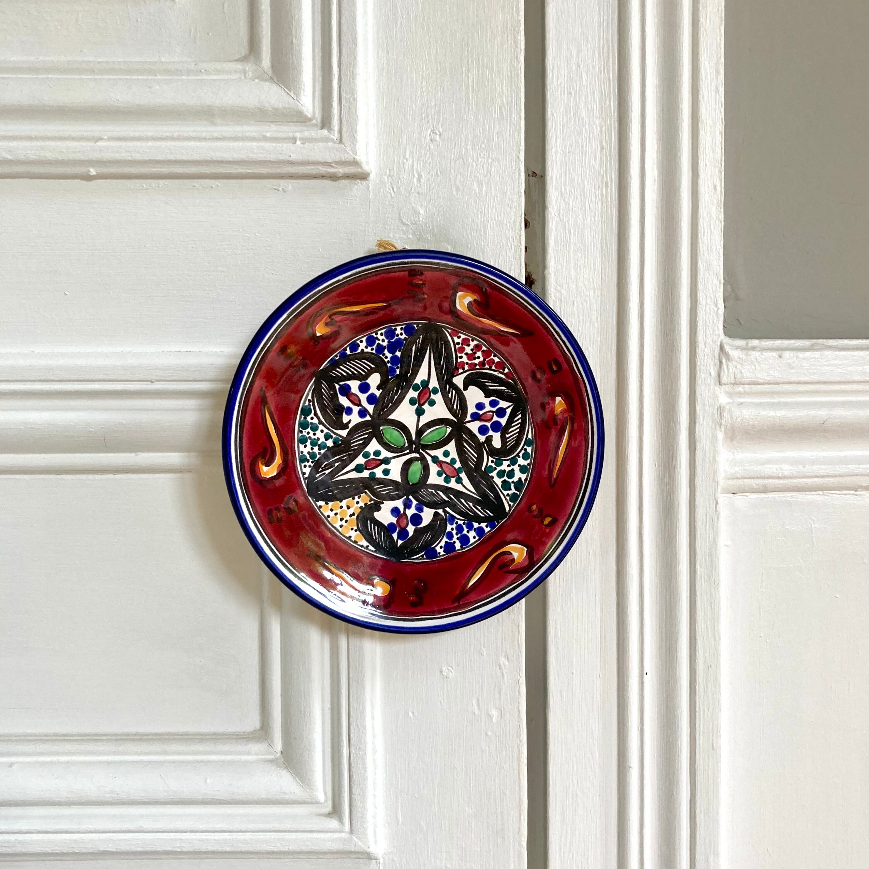 Wall decorative plates