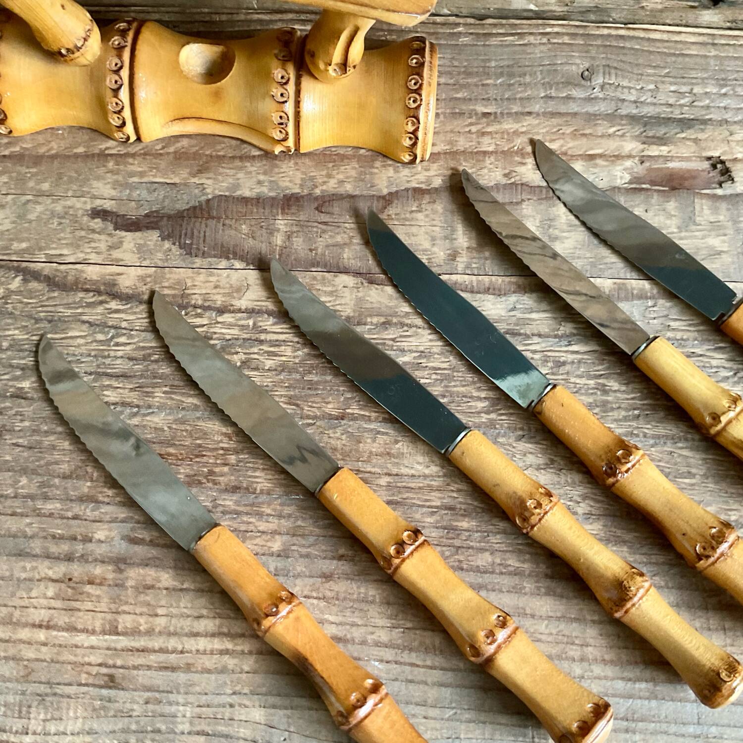 6 small bamboo knives