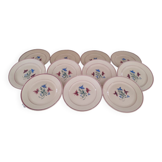 Lot de 11 assiettes plates années 30 en faïence K&G Lunéville modèle Denise