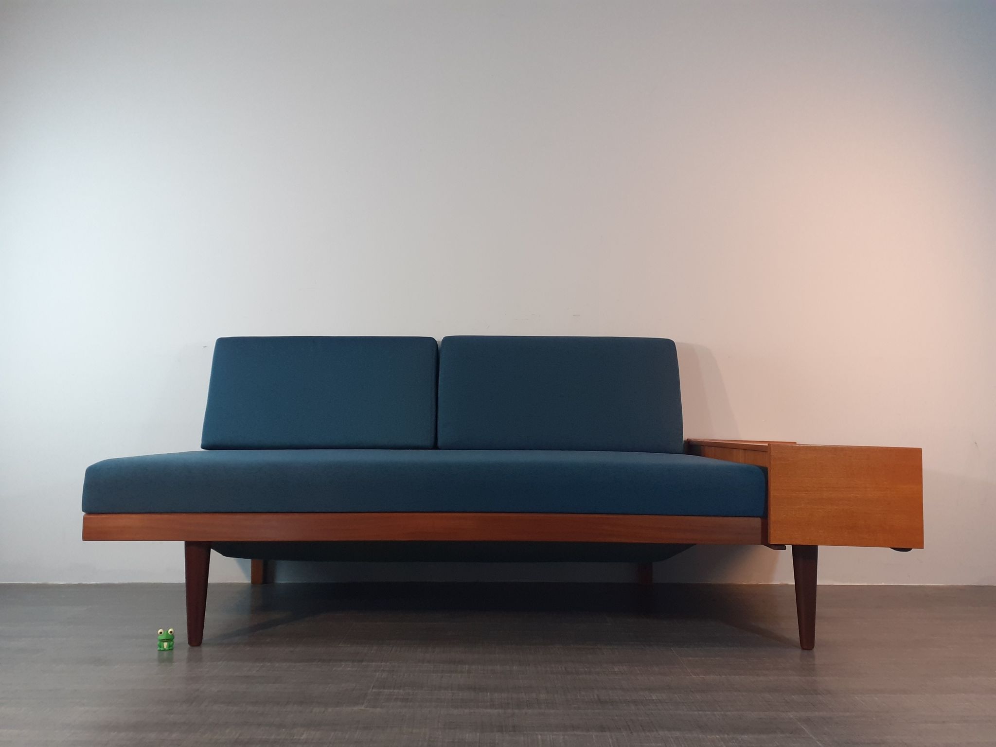Norwegian daybed sofa in teak and blue fabric, renovated, vintage scandinavian 1960s