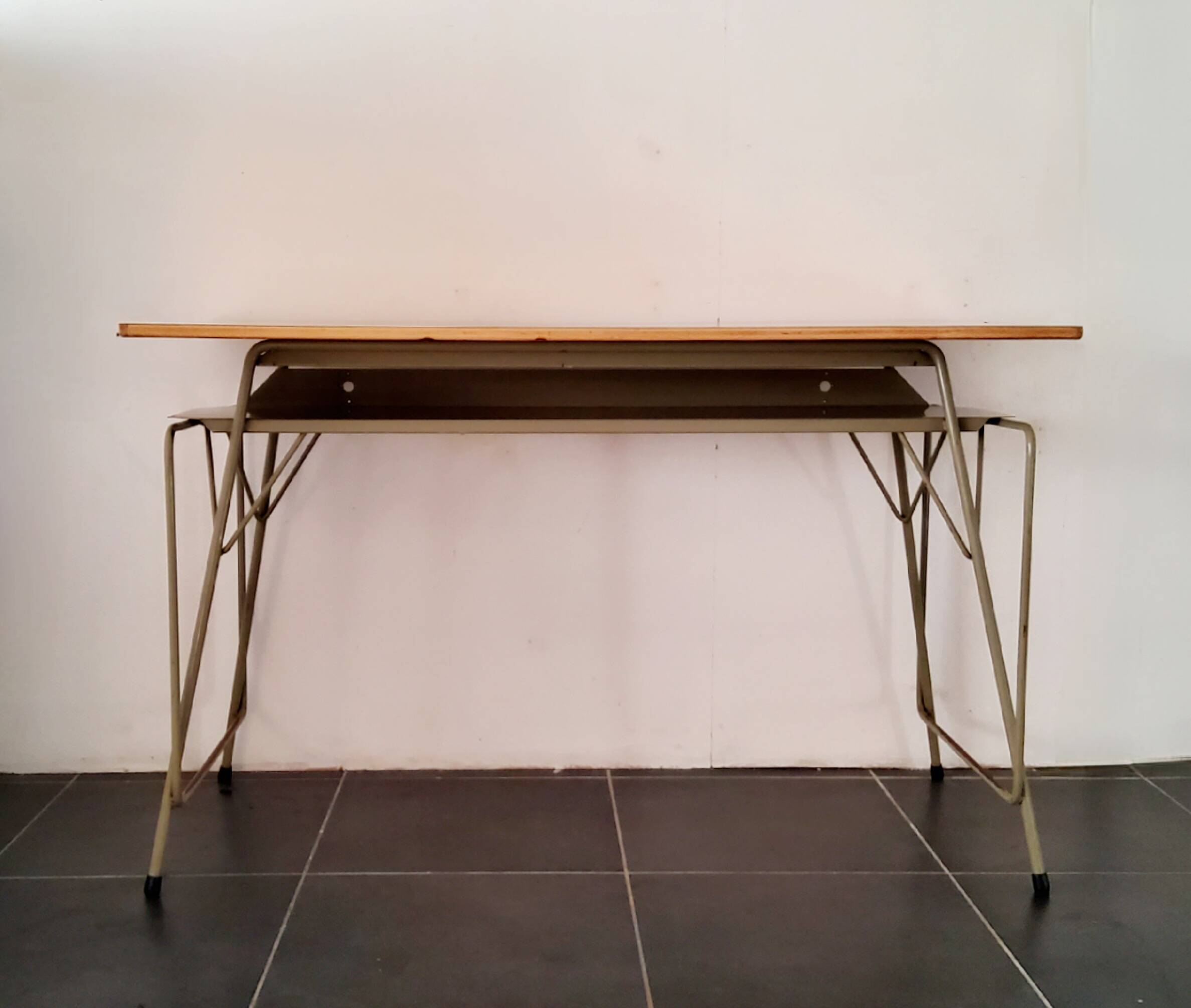 Willy Van Der Meeren Office