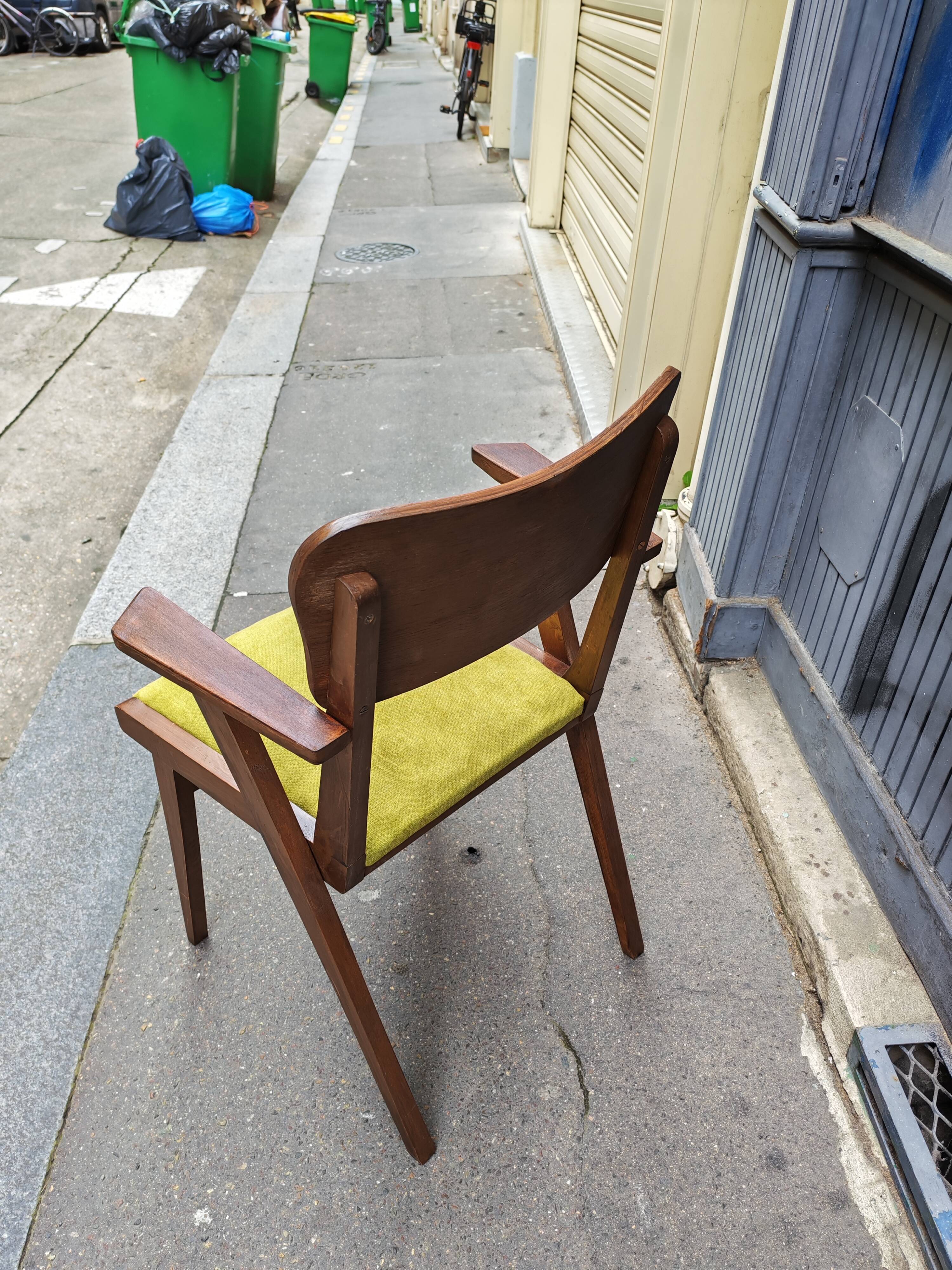 Fauteuil vintage pieds compas