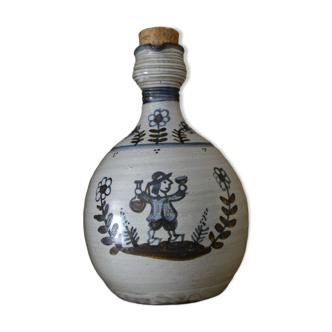 Breton sandstone bottle