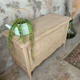 Coffre en bois