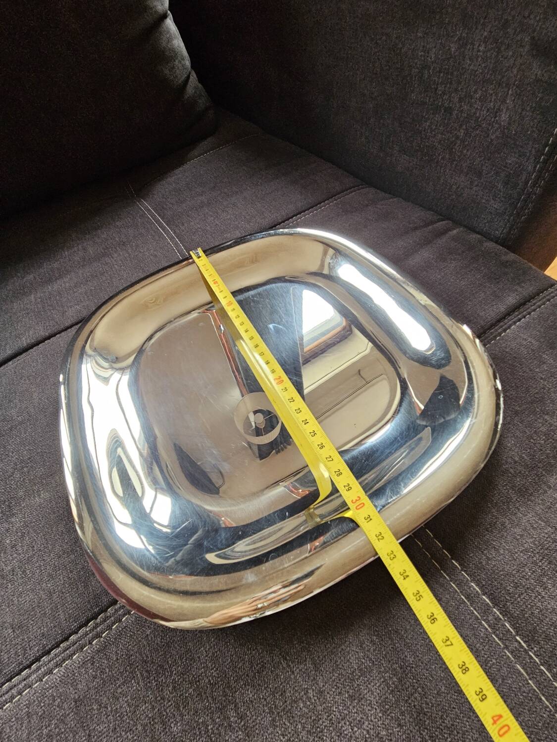 Set of silver dishes