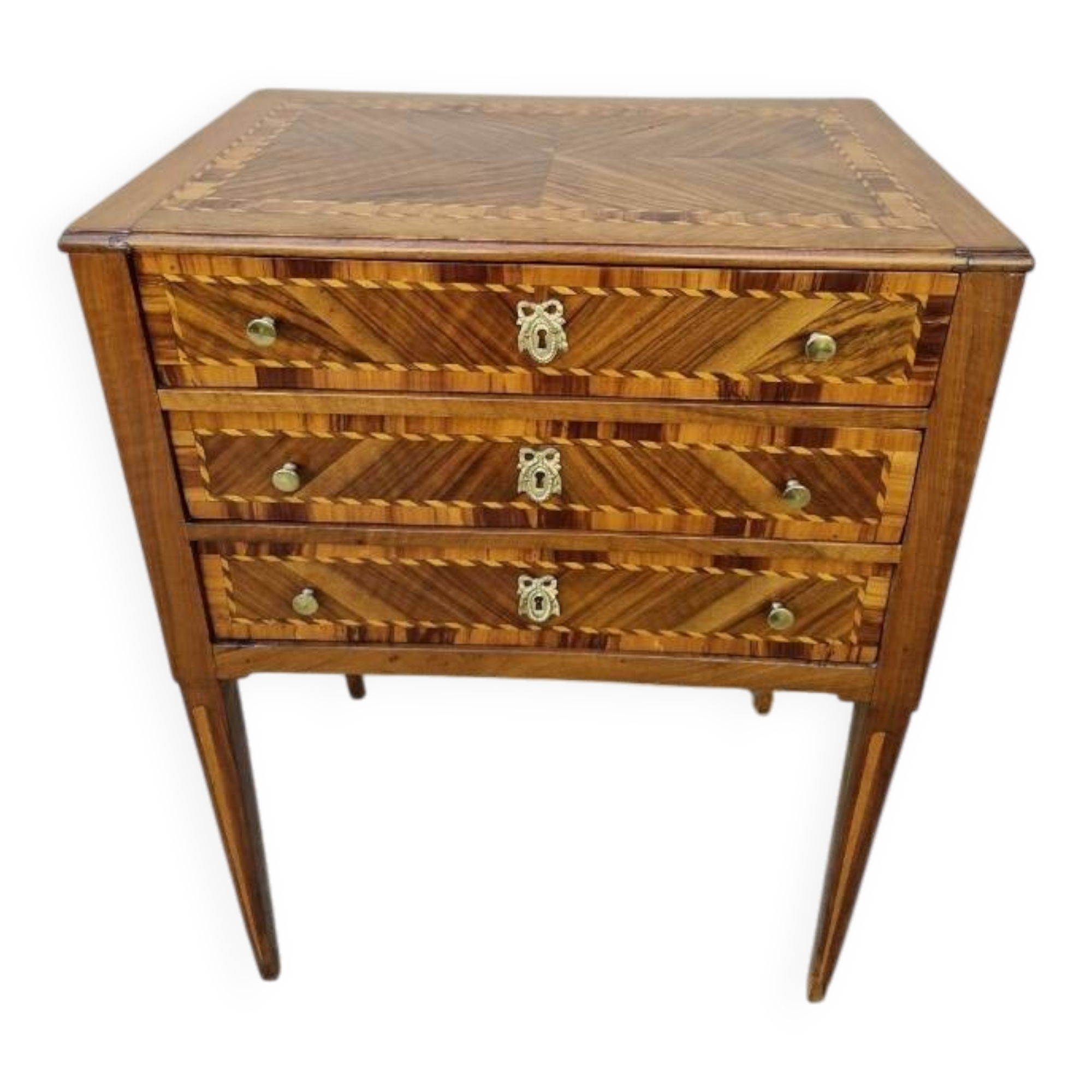Commode Chiffonnier d'époque Louis XVI en marqueterie