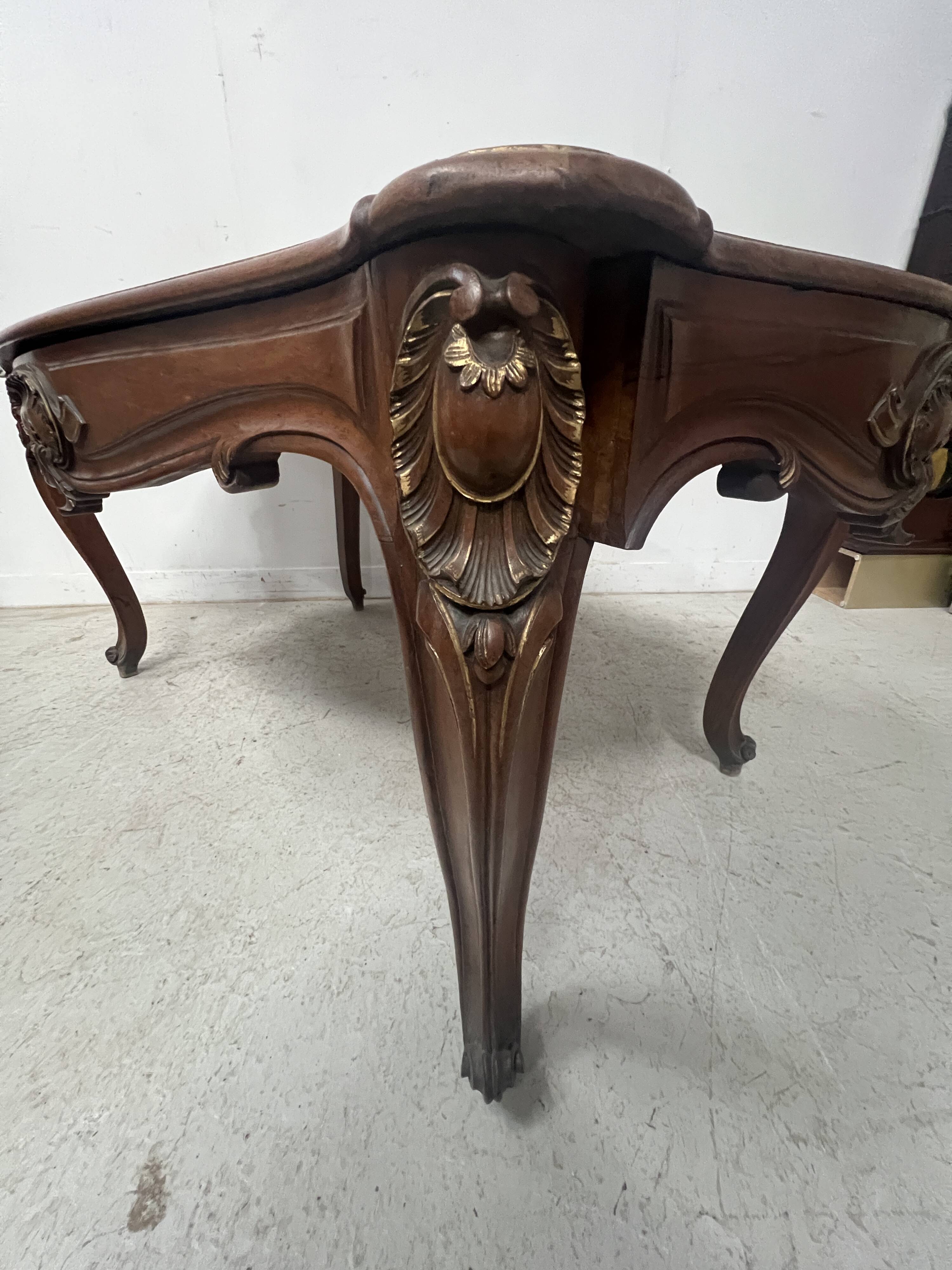 Louis XV style desk in solid walnut, 19th century