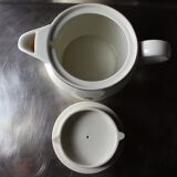 Porcelain teapot "gitana"