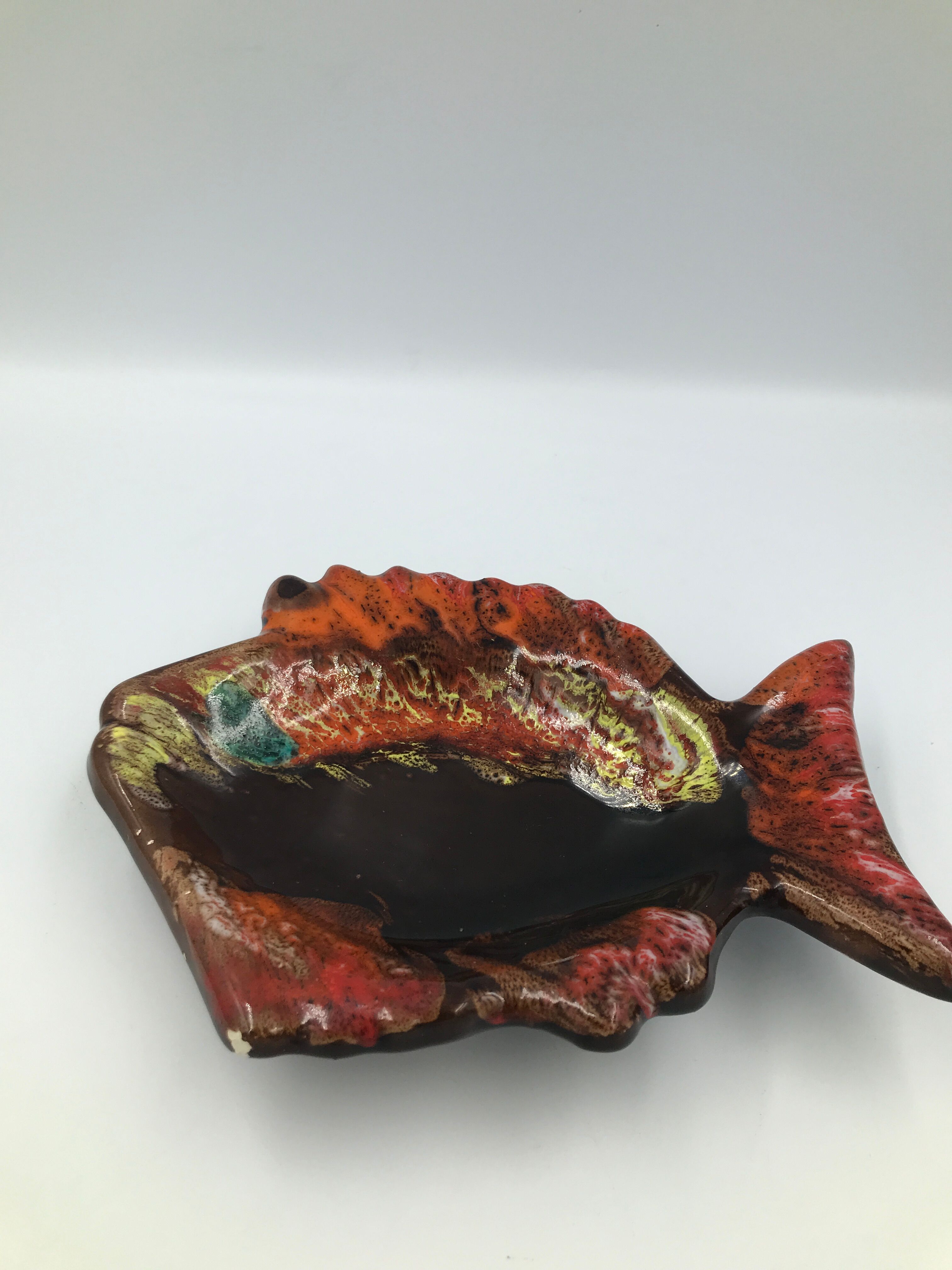 Empty-pocket shaped vintage Vallauris style fish