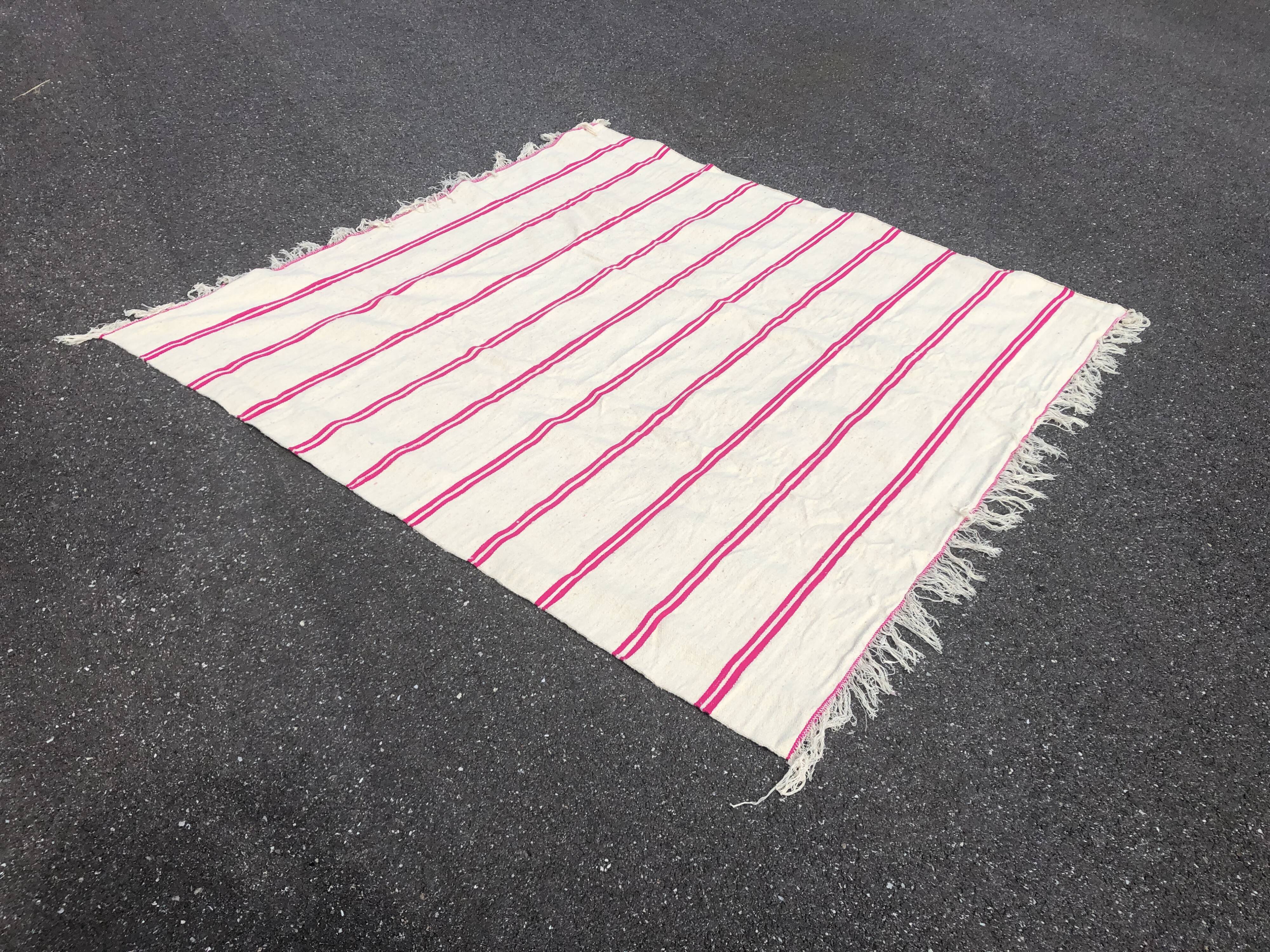 Tapis artisanal en laine 190x190cm