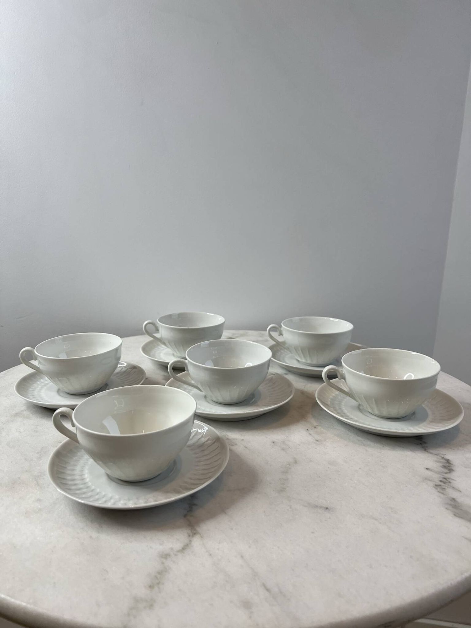 Set of 6 porcelain cups and saucers F. Chauvigny