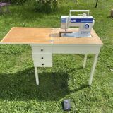 Singer sewing machine