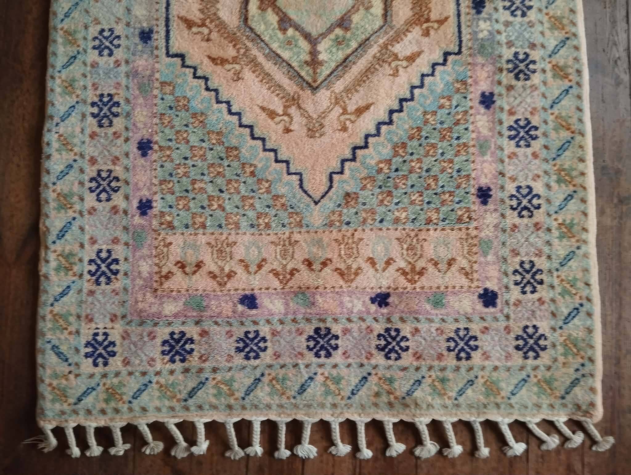 Handmade Berber rug Rabat 176x117