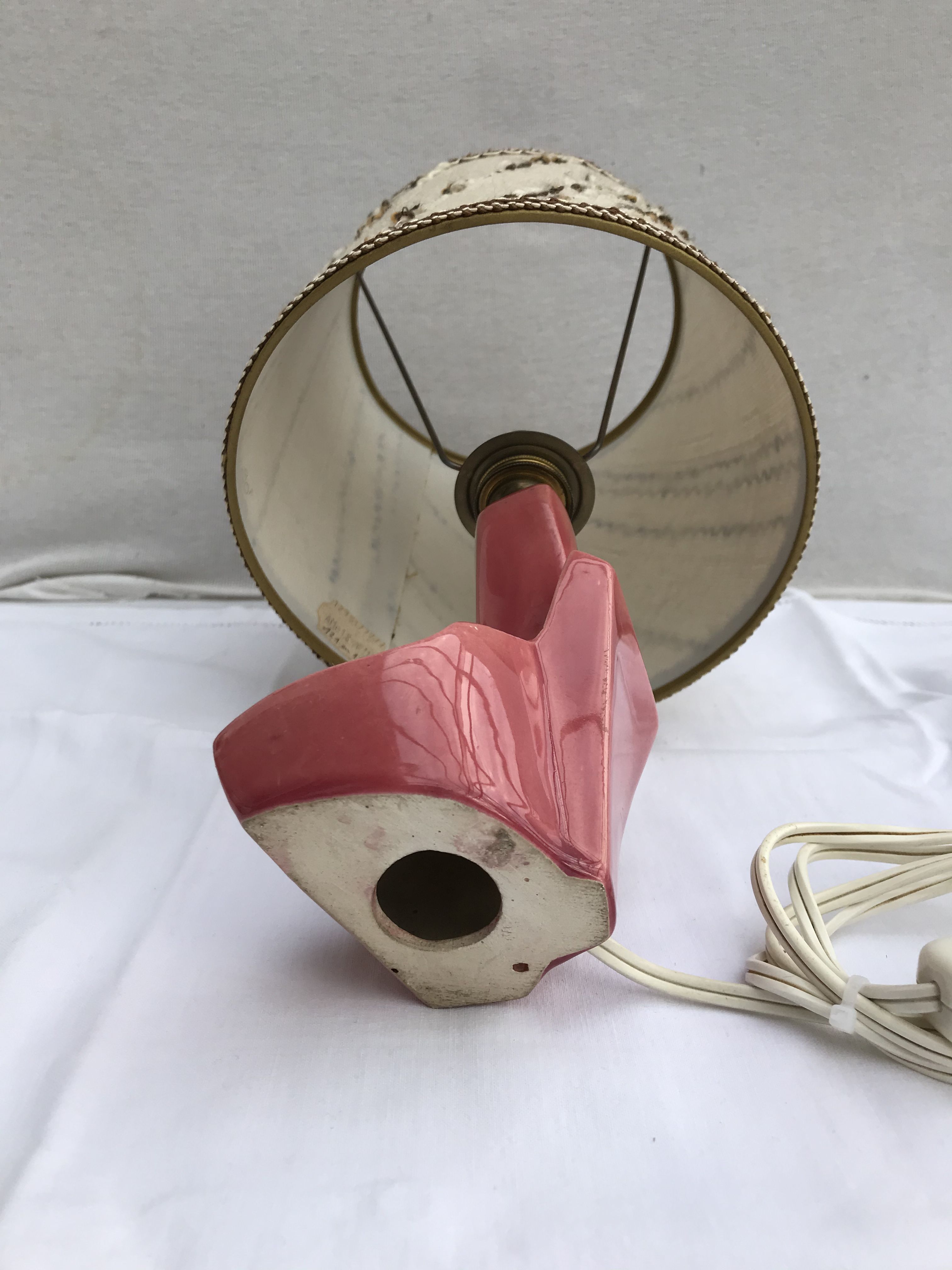 Former art deco ceramics rose lamp - golden - vintage beige daydal