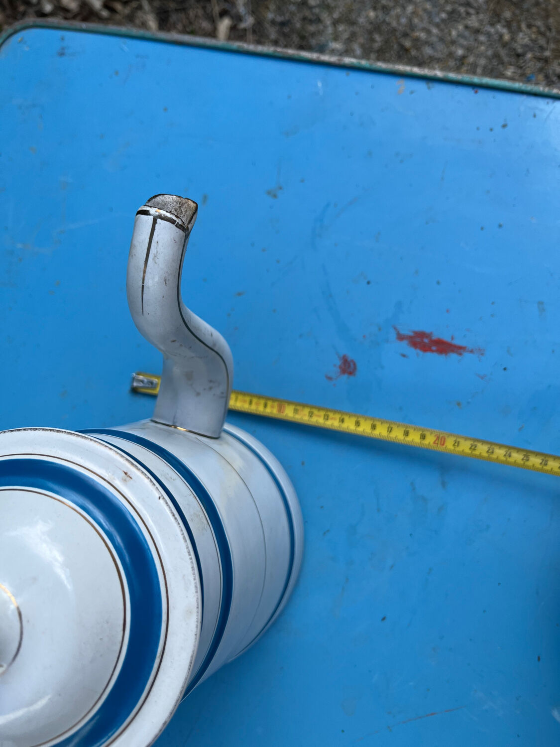 Enamelled coffee maker