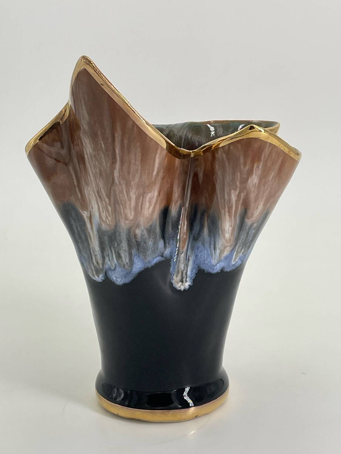Vase en céramique vintage en forme de flamme
