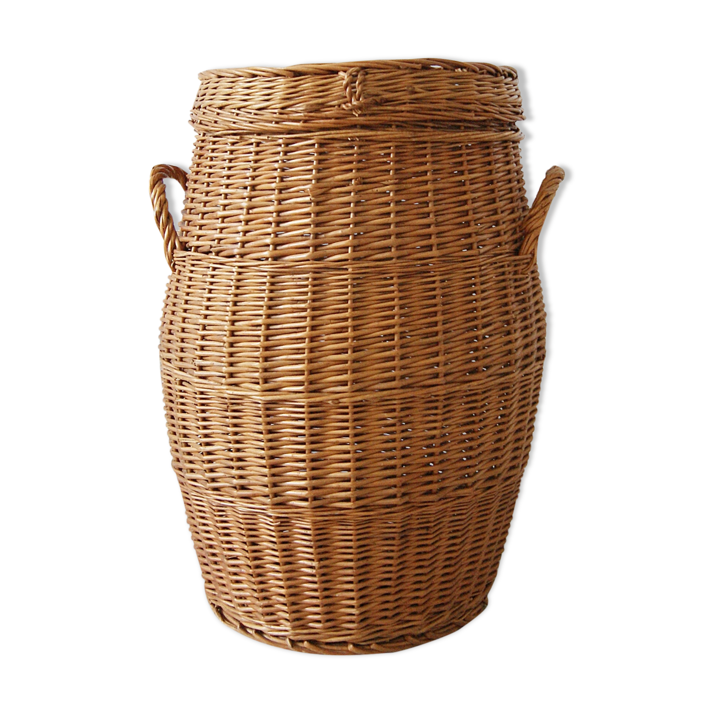 large round basket with lid, wicker basket, rattan basket, laundry container