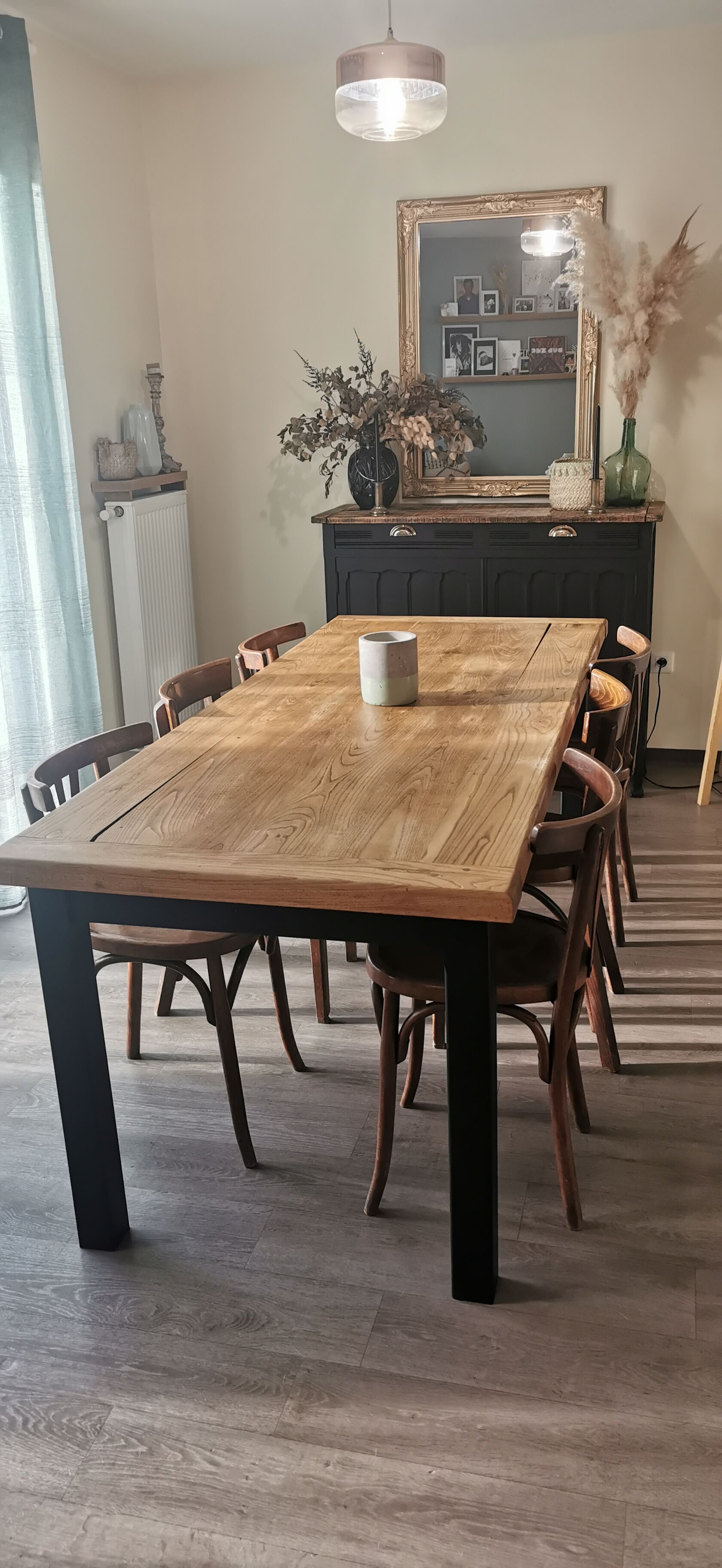 Farmhouse table