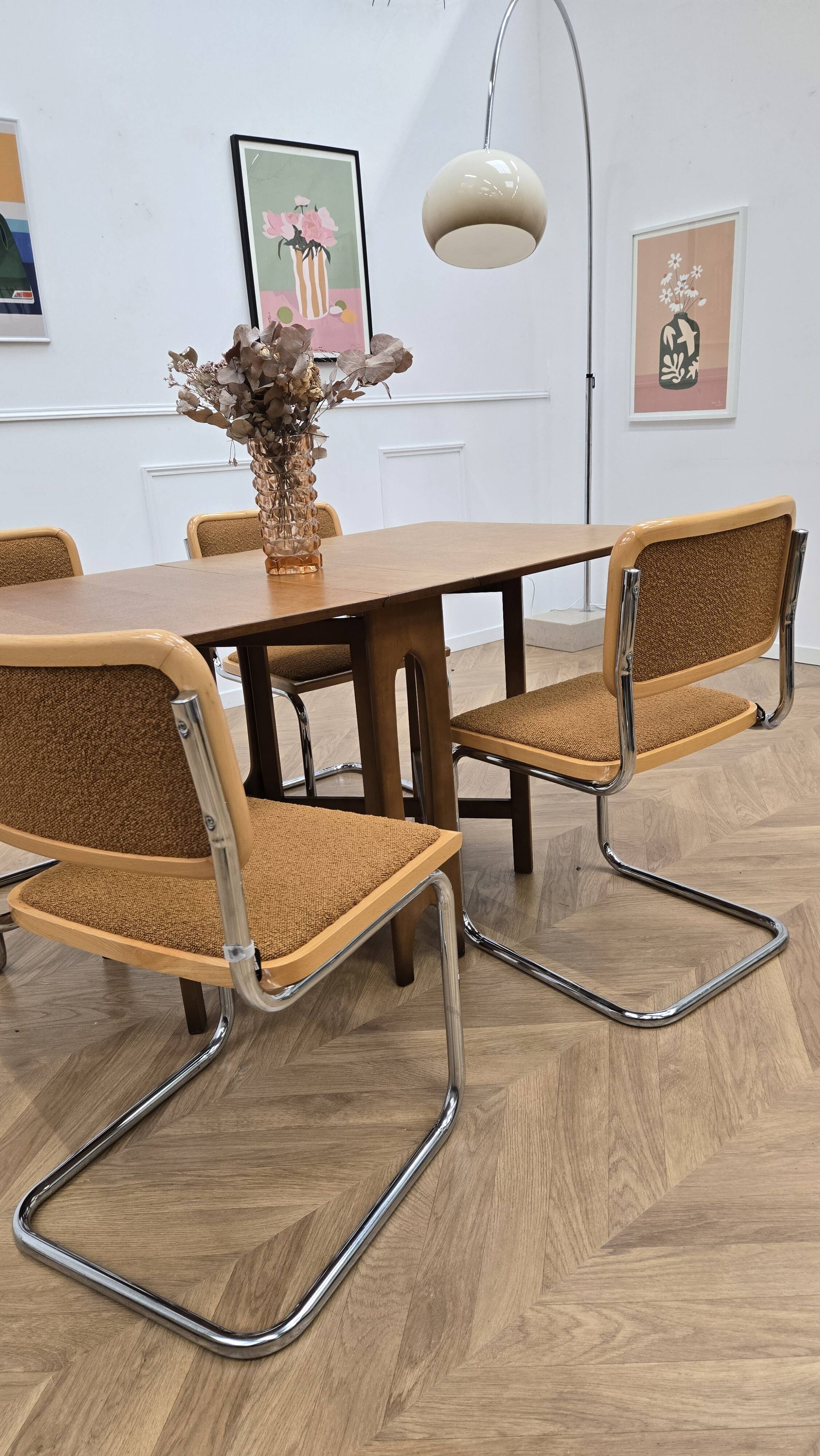 6 vintage B32 chairs