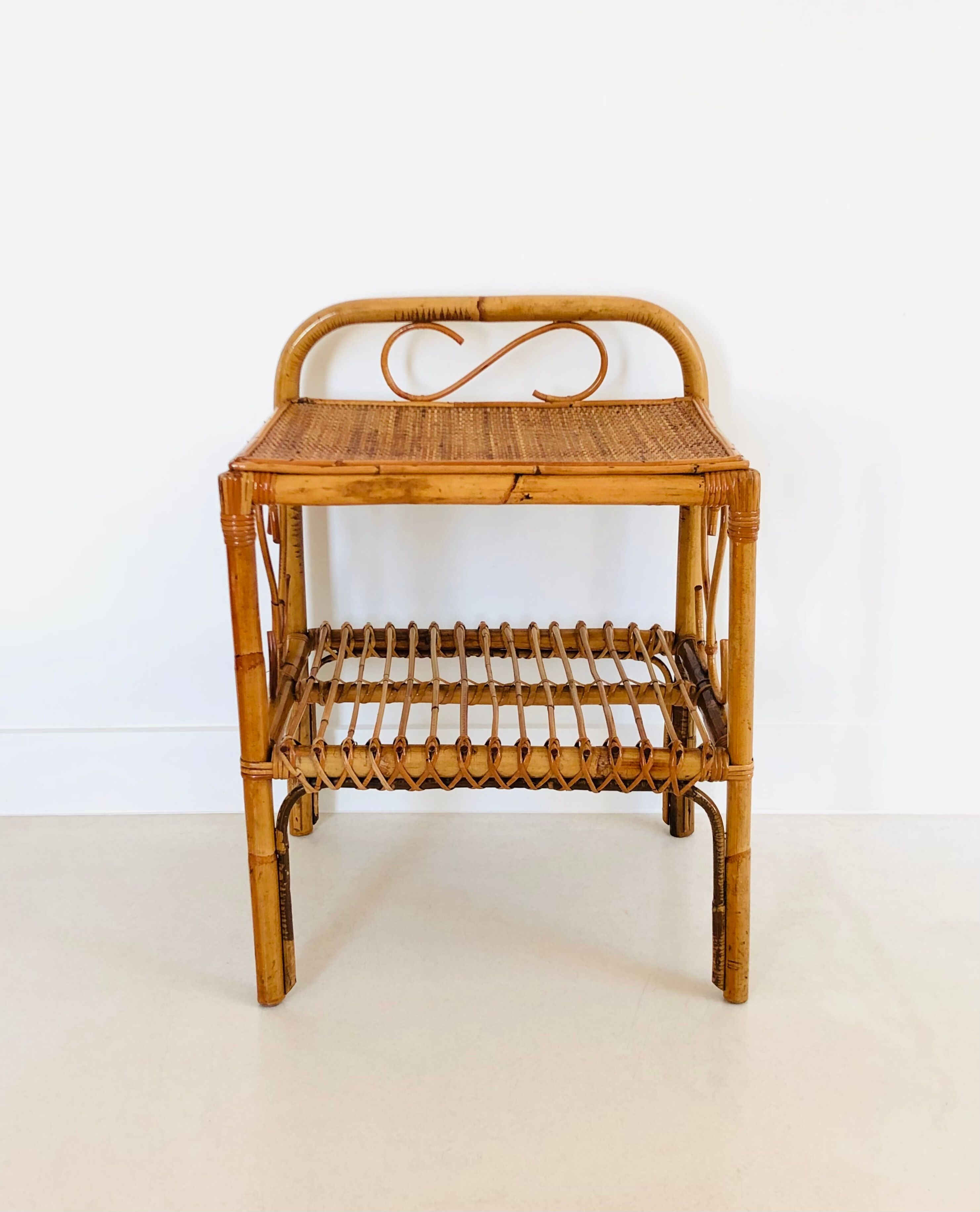 Table d'appoint en rotin, Italie années 60