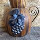 Pichet ancien J.Perard en bois et décor de vignes en métal