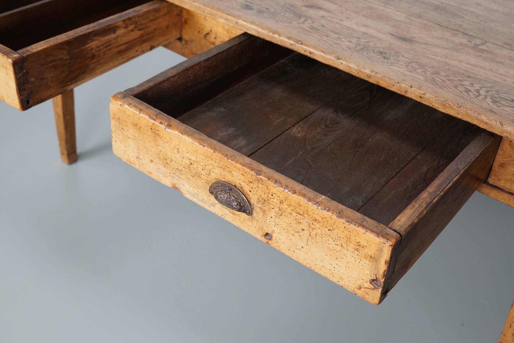 Antique light gold oak 19th century french rustic farmhouse dining table