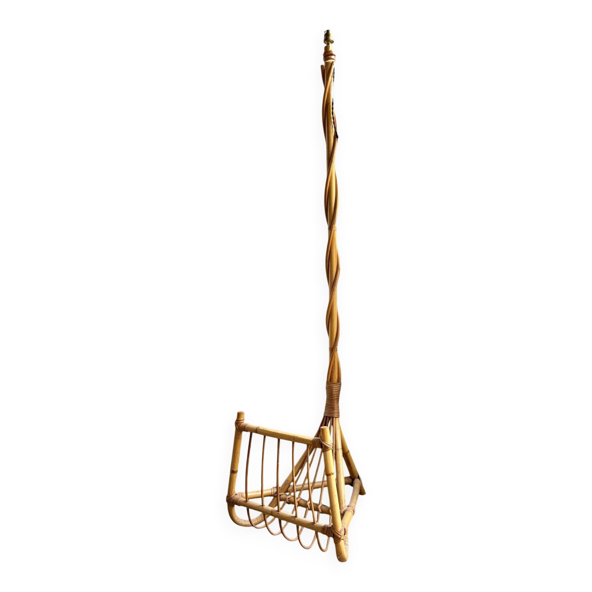 Rattan lamp post base with magazine holder