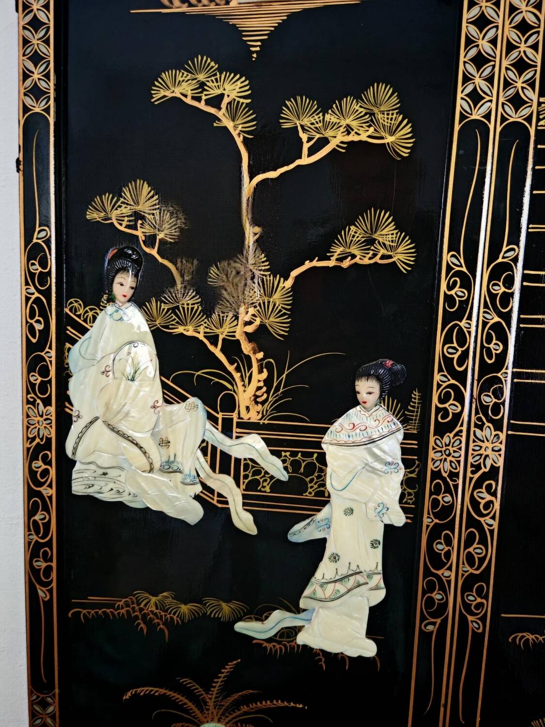 Chinese wooden paintings inlaid with stones