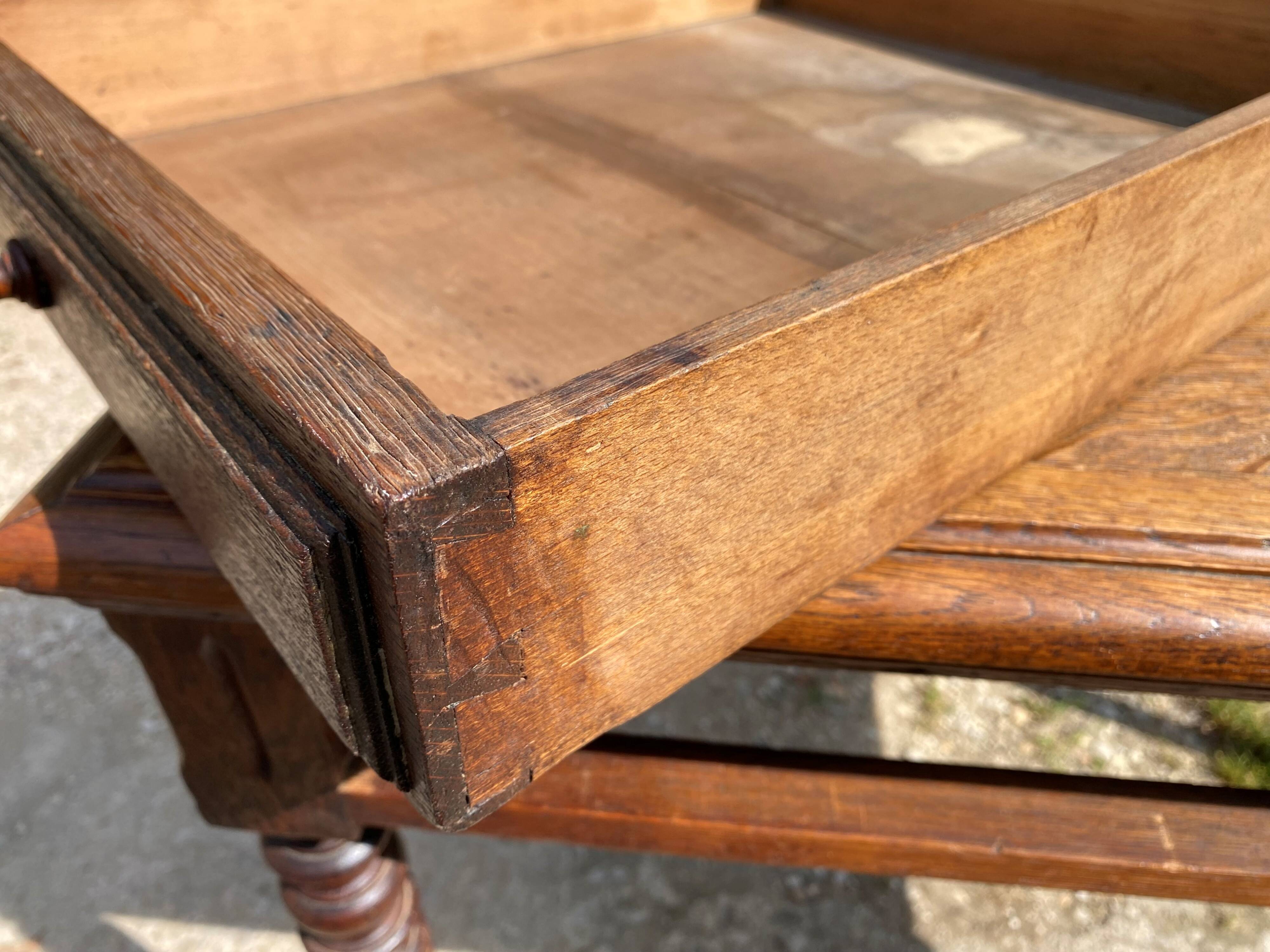 Oak desk with 2 drawers, 97 x 58 cm