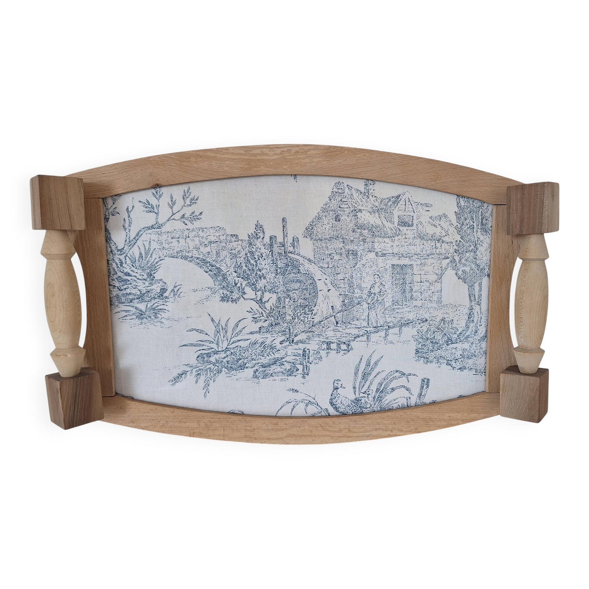 Wooden tray and blue toile de Jouy