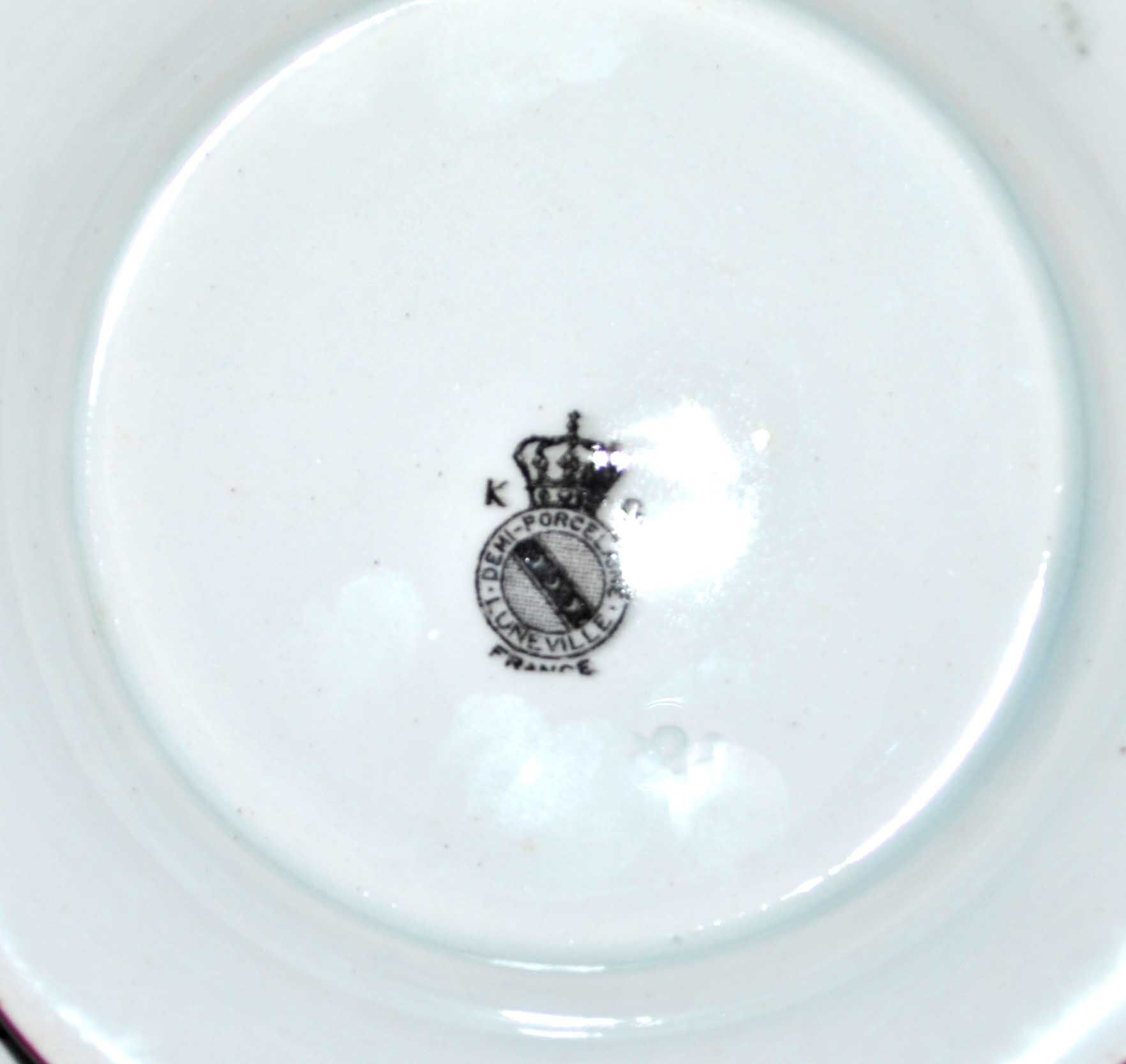 Round dish on pedestal - plate mounted flowered lamp lamp of luneville