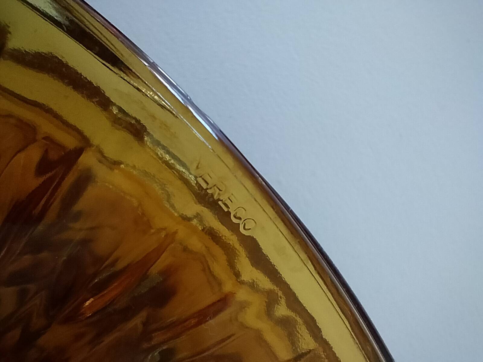 Set of 6 pressed glass dessert plates with sunflower motif Vereco