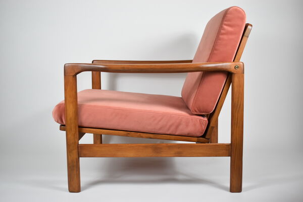 Fauteuil scandinave, années 1960, designer Z.Baczyk, restauré, velours rose